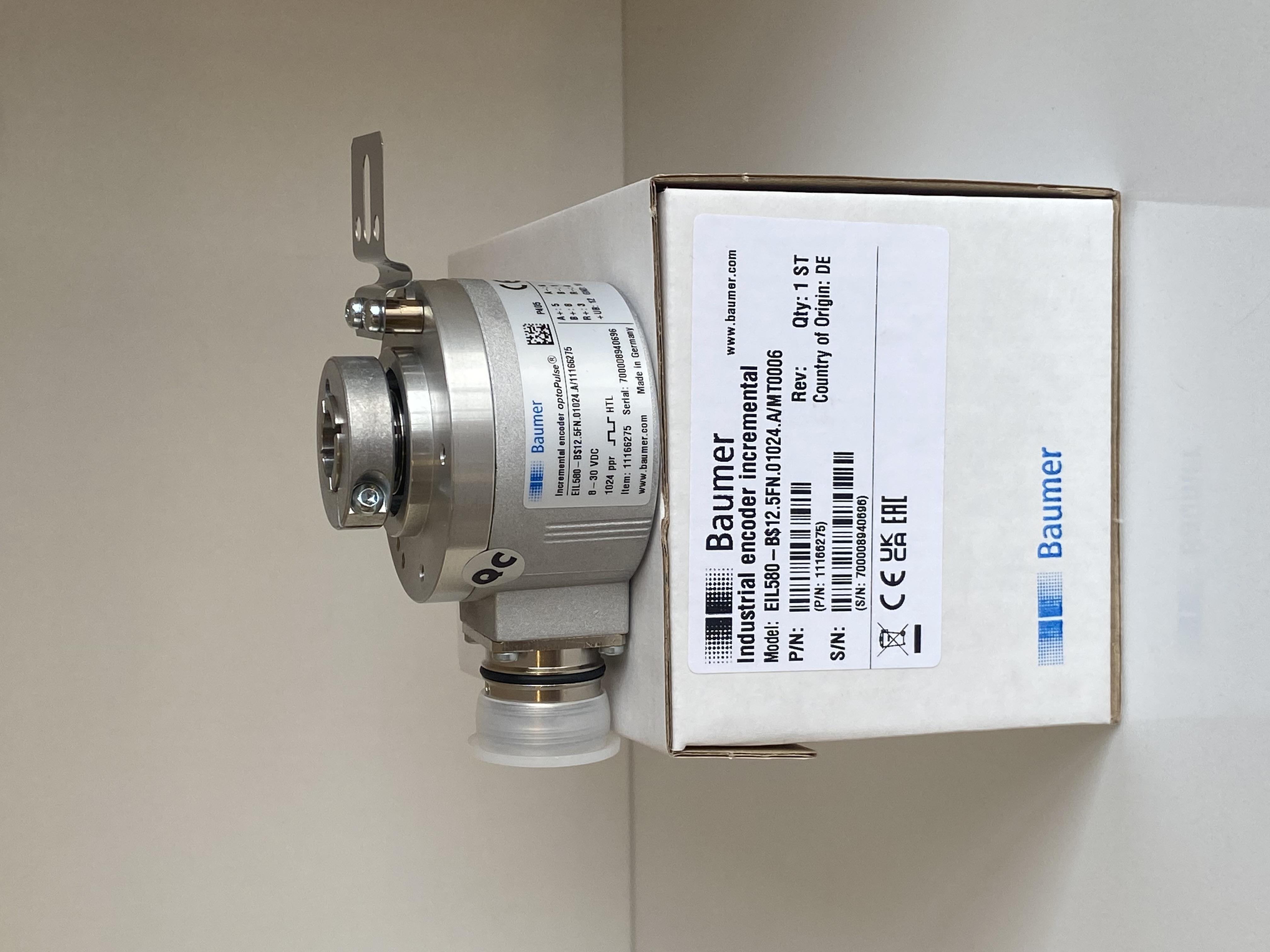 EIL580-BS12.5FN.01024.A BAUMER INCREMENTAL ENCODER