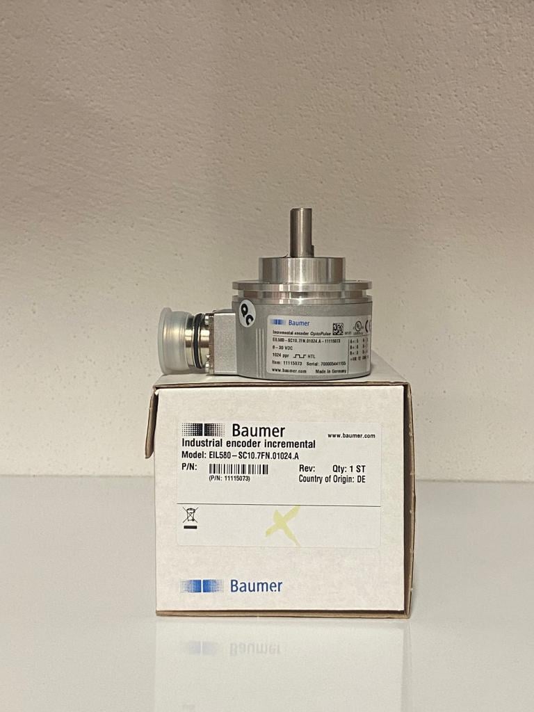EIL580-SC10.7FN.01024.A BAUMER ENC. 8-30V DC SOKET