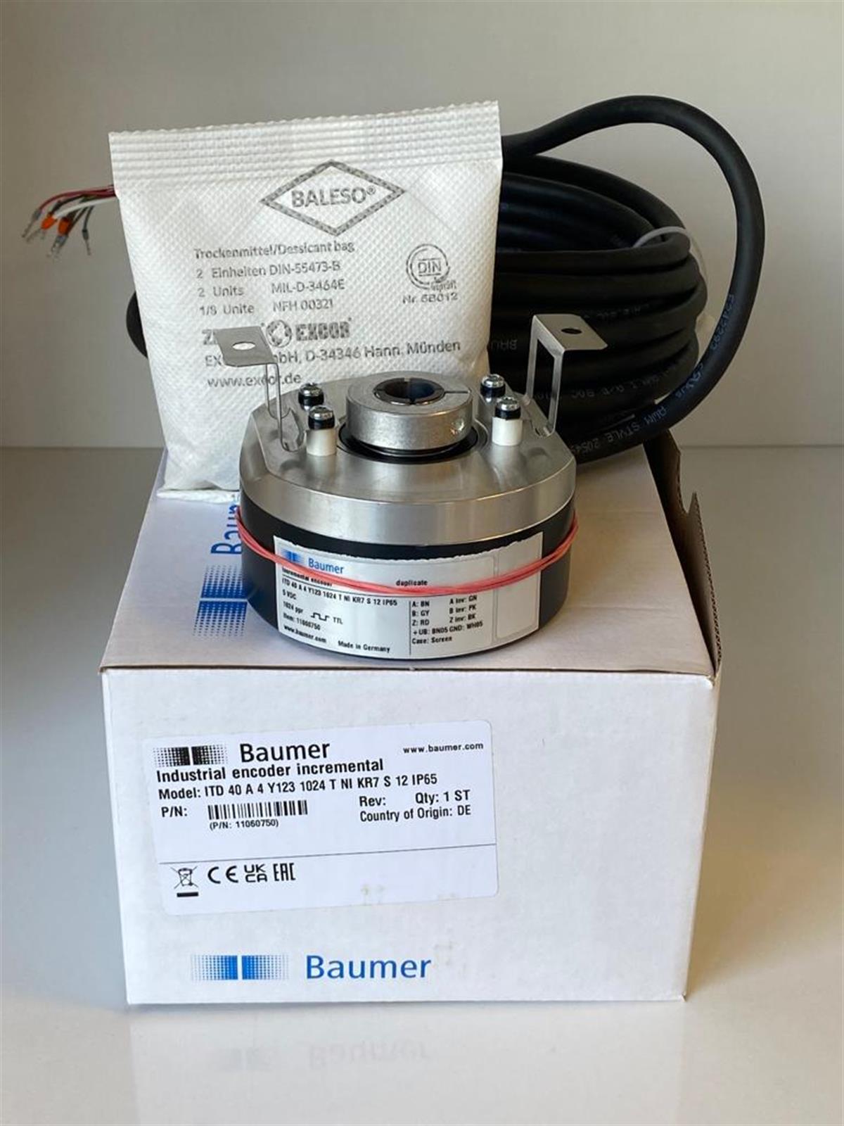 ITD 40 A4 Y123 1024 TNI KR7 S12 BAUMER ENCODER