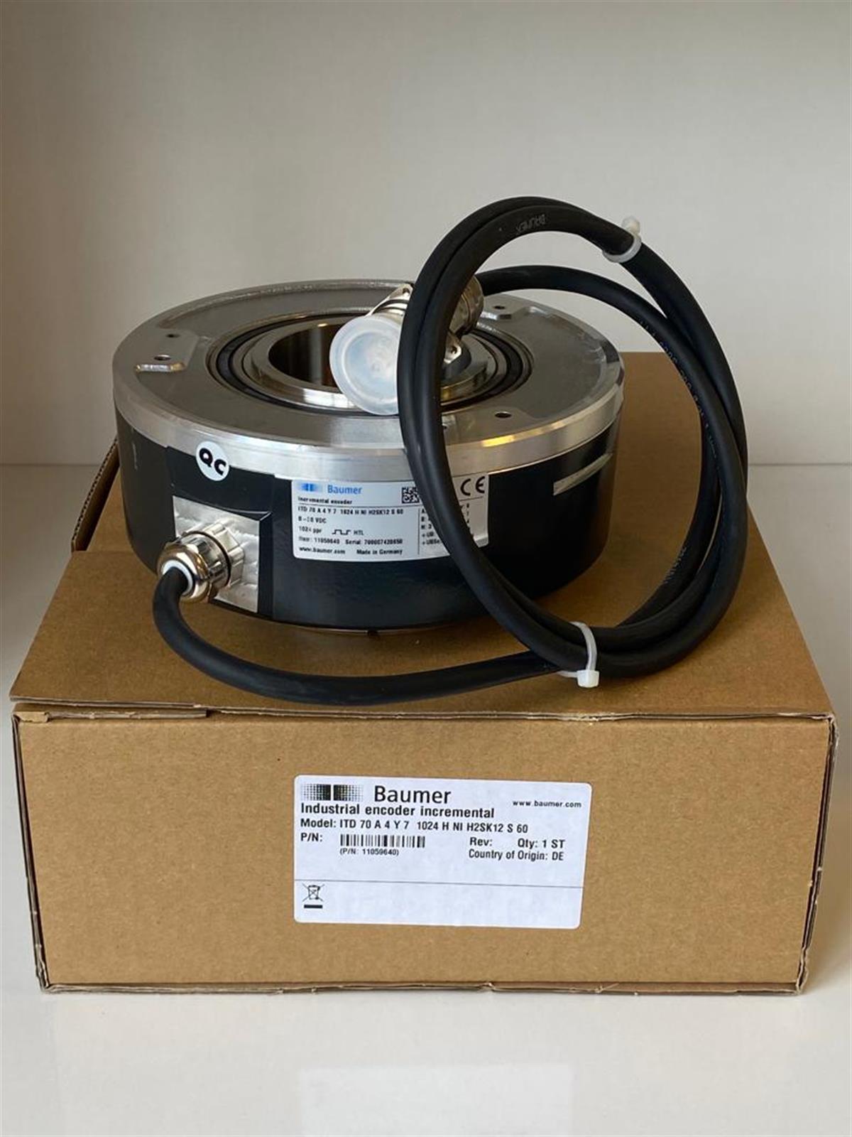 ITD 70 A4 Y7 1024 HNI H2SK12 S60 BAUMER ENCODER