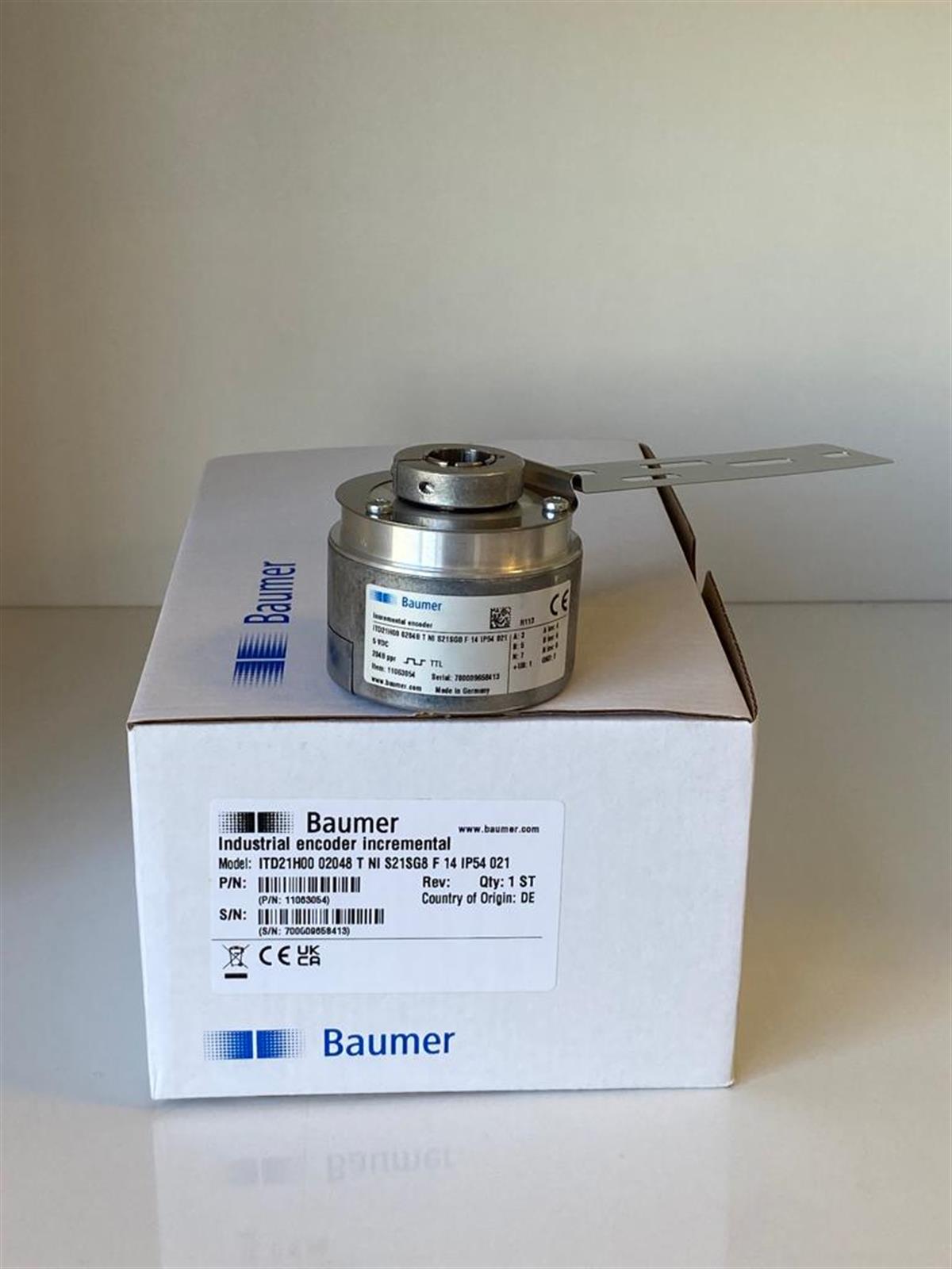 ITD21H00 2048 TNI S21SG8 F14 BAUMER ENCODER