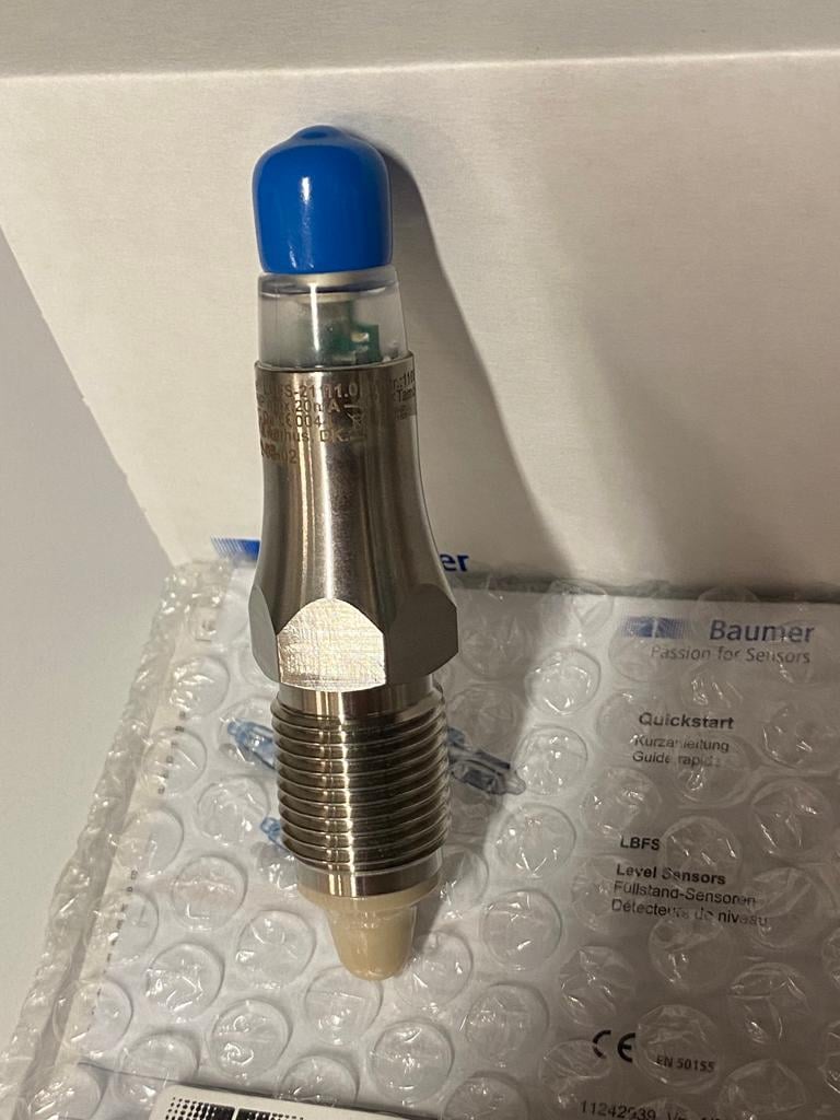 LBFS-03121.0 BAUMER LEVEL SENSOR