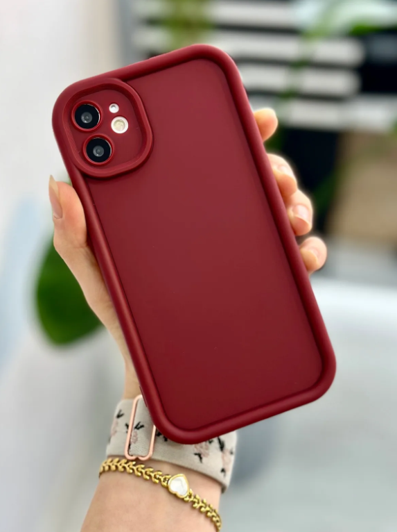  Iphone 11 Uyumlu ( 12 Görünümlü Köşeli ) Darbe Önleyici Mat Lansman Silikon Kılıf