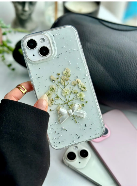  Iphone 13 - 14 - 15 Uyumlu Şeffaf Buket Simli Çiçek (Gerçek Çiçek) Epoksili Telefon Kılıfı
