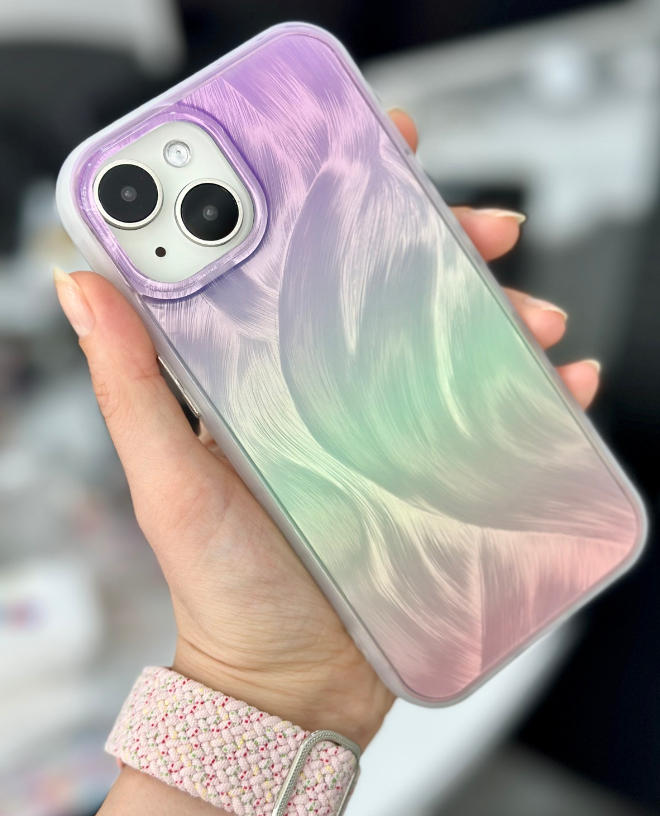  Iphone 13 - 14 - 15 Uyumlu Shine Renk Geçişli Parlak Tasarımlı Silikon Kılıf