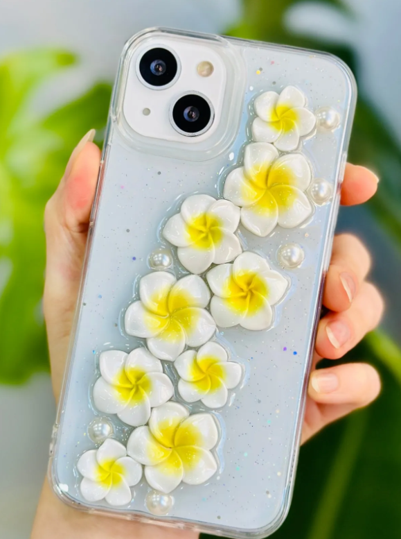  Iphone 13 - 14 ve 15 Uyumlu EPOKSİ Sarı Çiçek Oyuncak Tasarımlı Esnek Silikon Kılıfı