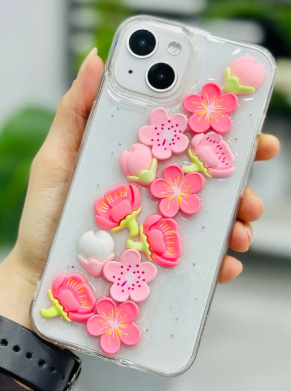  Iphone 13 - 14 ve 15 Uyumlu OYUNCAK PEMBE ÇİÇEK Tasarımlı Esnek Silikon Kılıfı