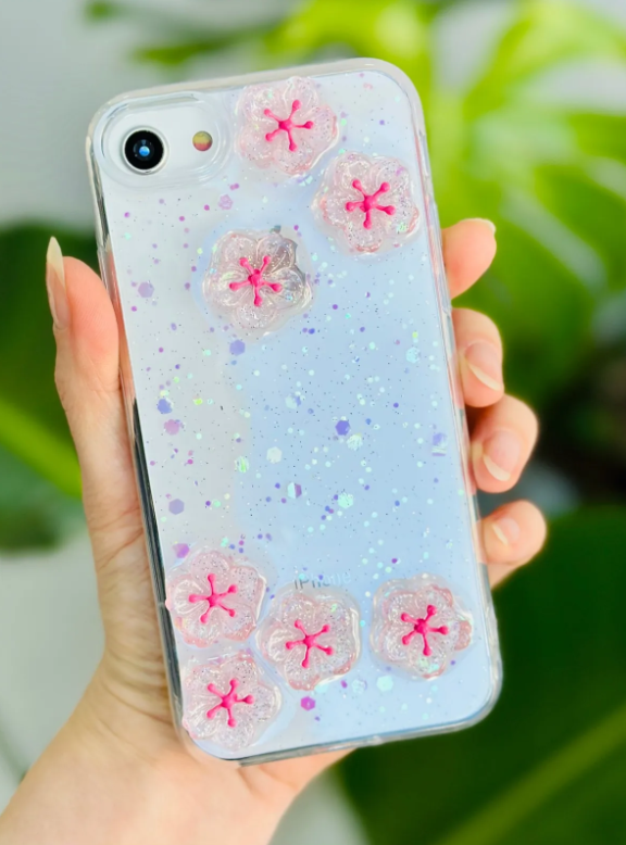  Iphone 7 - 8 - SE 2020 - SE 2022 Uyumlu Sakura 3d Oyuncak Figürlü Tasarım Kılıf