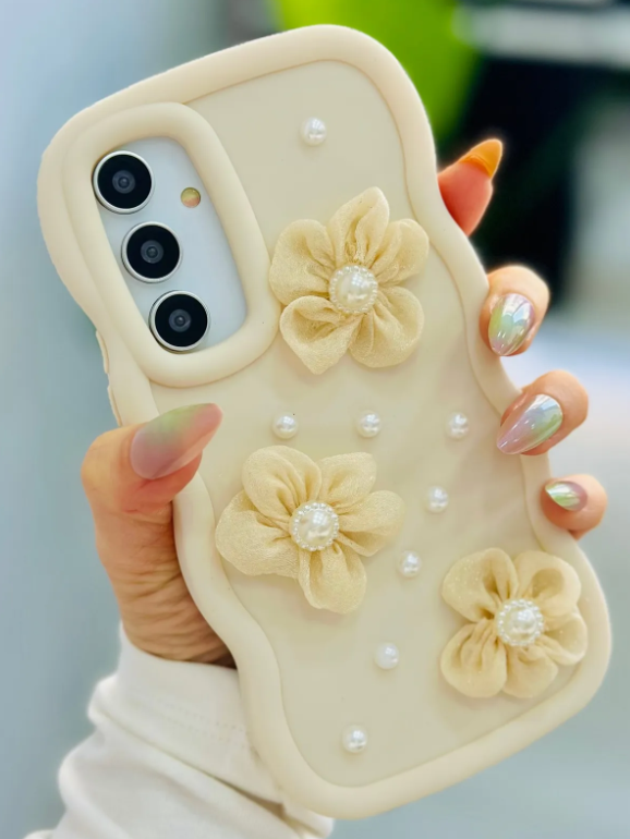 Samsung Galaxy A25 Uyumlu Tül Çiçek Tasarımlı Oyuncaklı Silikon Kılıf