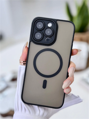  Iphone 14 Promax Uyumlu Magsafe Özellikli Mat Şeffaf Pürüzsüz Doku Korumalı Silikon Kılıf