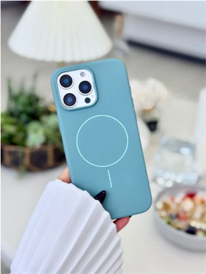 Iphone 14 Promax Uyumlu MAGSAFE Özellikli Parmak İzi Bırakmaz Darbe Önleyici Sıvı Silikon Kılıf