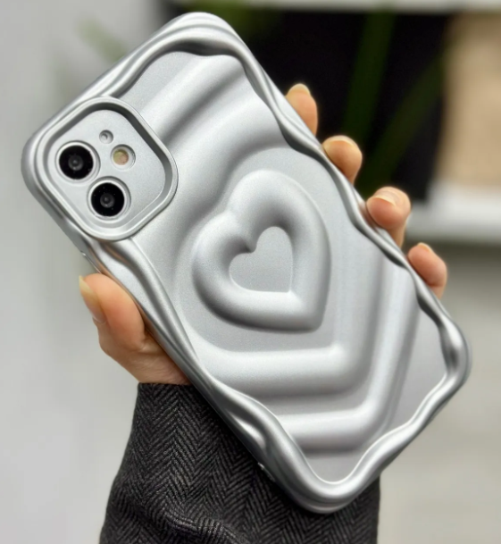  Apple Iphone 11 Uyumlu 3D Mat Kabartma Kalp Desenli Darbe Önleyici Kamera Korumalı Silikon Kılıf