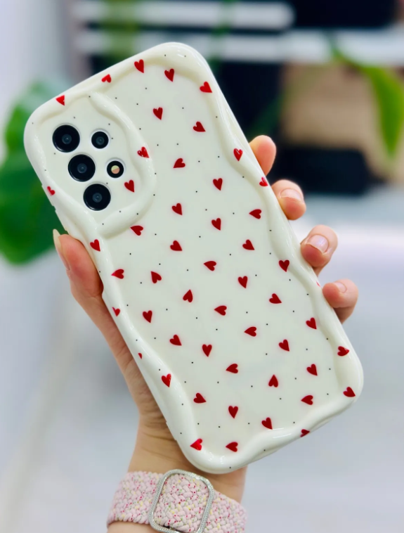  Galaxy A23 Uyumlu Kırmızı Kalpler Tasarımlı Silikon Kılıf