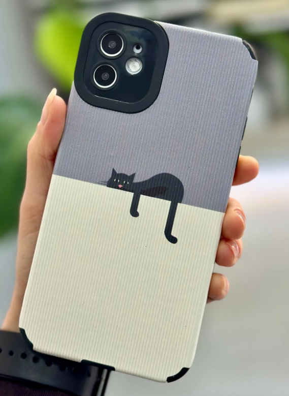  Iphone 11 Uyumlu Kaplama MİSKİN KEDİ Tasarımlı Esnek Silikon Kılıf