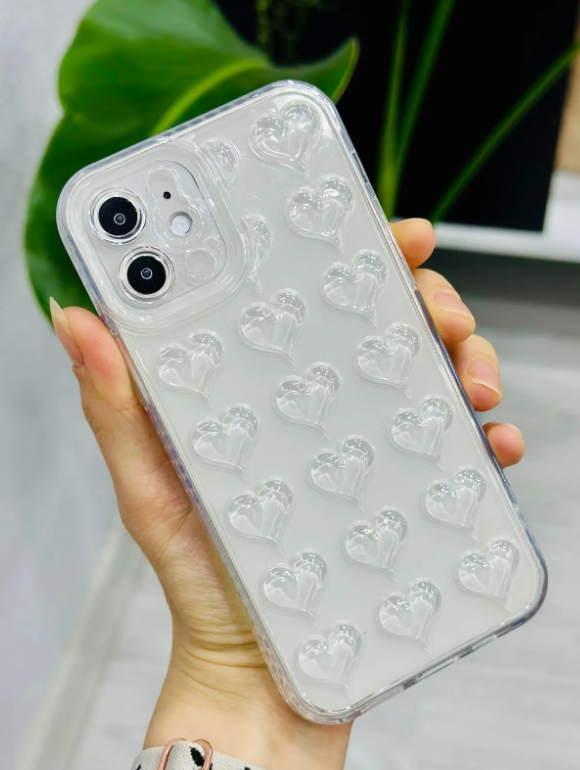  İPhone 12 ve 12 pro Uyumlu 3d Kabartma Kalpli Silikon Kılıf