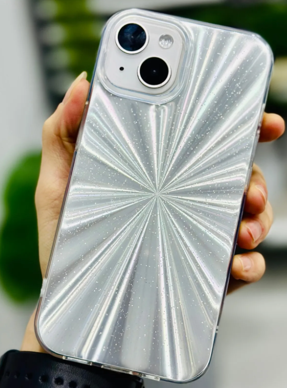  Iphone 13 - 14 - 15 Uyumlu Gümüş Prizma Model Silikon Kılıf