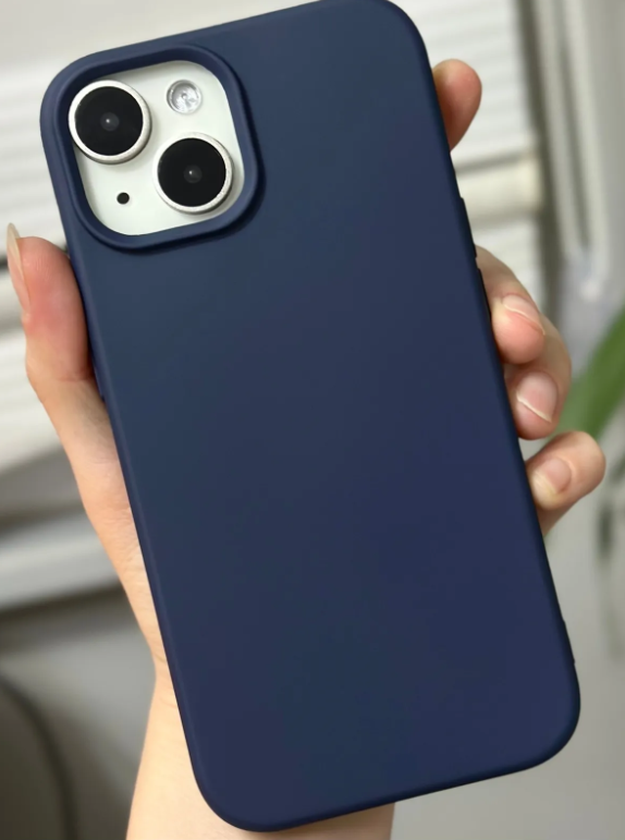  Iphone 13 - 14 - 15 Uyumlu Içi Kadife Leke Tutmaz Sıvı Silikon Lansman Kılıf
