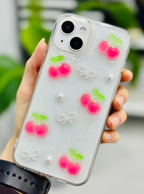  Iphone 13 - 14 ve 15 Uyumlu İNCİ KİRAZ Oyuncak Tasarımlı Esnek Silikon Kılıfı
