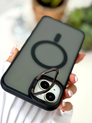  Iphone 14 Plus ve 15 Plus Uyumlu Magsafe Özellikli Metal Kamera Çerçeveli Standlı Silikon Kılıf