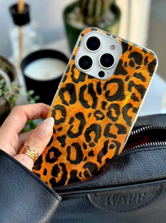  Iphone 16 Promax UYUMLU Shine Leopar Renk Geçişli Parlak Silikon Kourmalı Kılıf