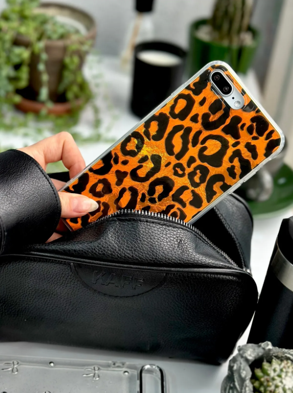  Iphone 7 Plus Ve 8 Plus Uyumlu Shine Leopar Renk Geçişl Desenli Silikon Kılıf