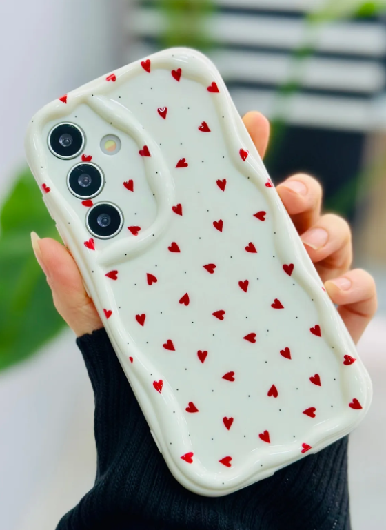  Samsung Galaxy S24 Uyumlu Kırmızı Kalpler Baskı Tasarımlı Silikon Kılıf