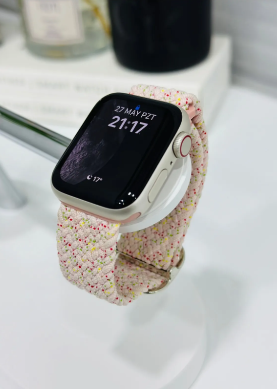 Apple Watch 38mm-40mm-41mm Uyumlu Seri 2/3/4/5/6/7/8/9/SE Terletmez Esnek Örgü Kordon