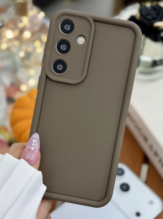 Galaxy S24 PLUS Uyumlu Mat Lansman Parmak İzi Bırakmaz Silikon Kılıf