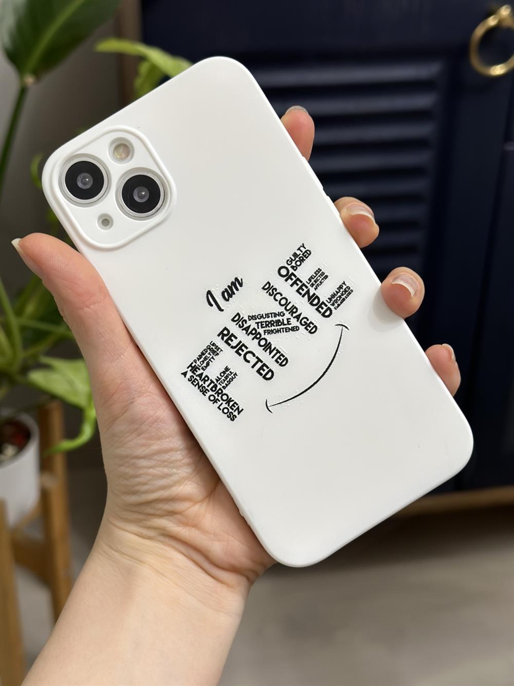 Iphone 13 Kamera Korumalı İçi Kadife Lansman Baskılı Kılıf