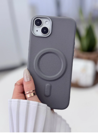 Iphone 14 Plus ve 15 Plus Uyumlu MAGSAFE Özellikli Parmak İzi Bırakmaz Deri Görünümlü Silikon Kılıf