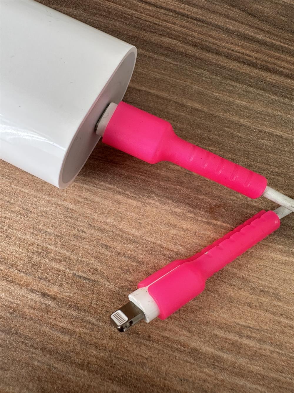 Kablo Koruyucu Pembe Çift Taraflı Apple Yeni Nesil Kablo (Type-C to Lightining)  Uyumlu