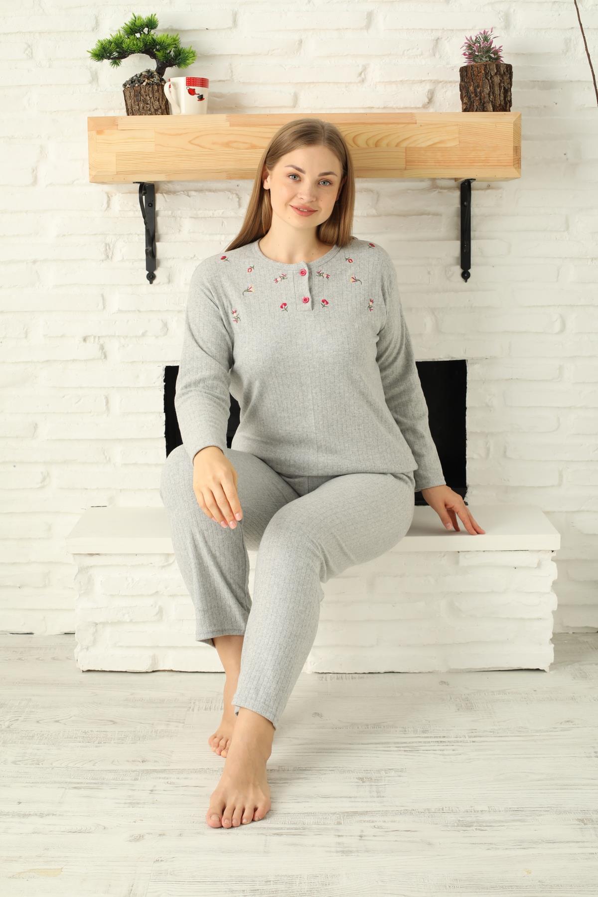 Gri Renginde Fuşya Çıtır Çiçek Nakışlı Uzun Kollu Kadın Pijama Takımı