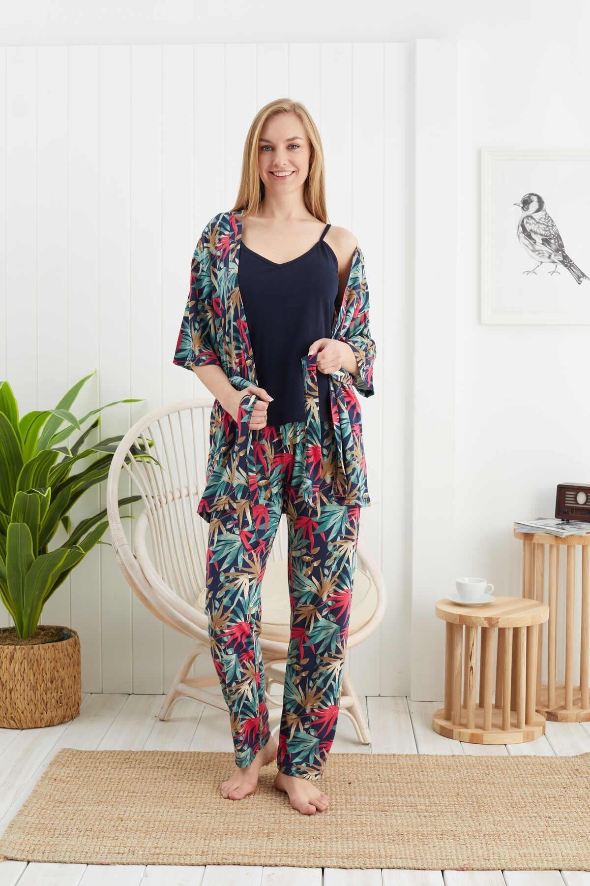 Lacivert Renkli Yaprak Baskılı 3 lü sabahlıklı Pijama Takımı