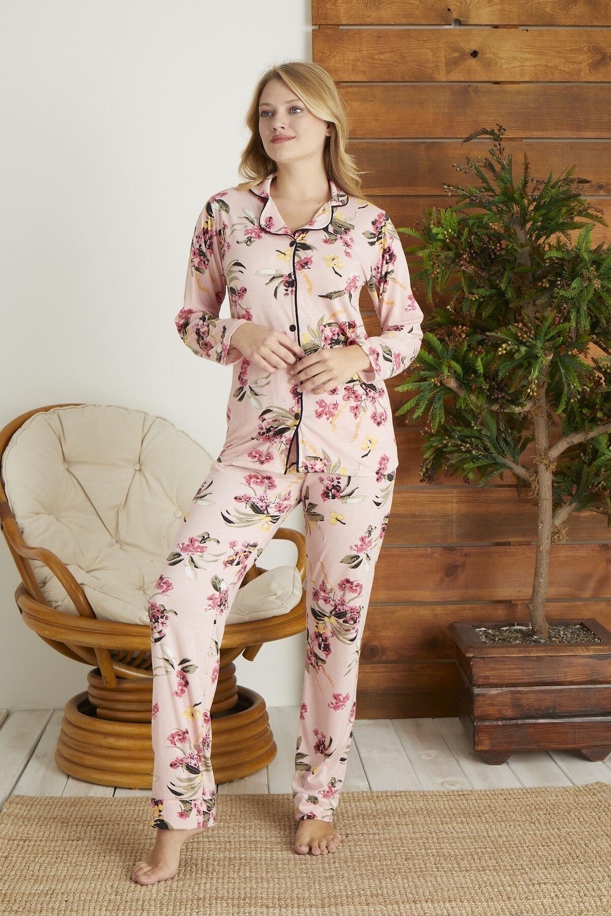 Somon Renginde Önden Düğmeli Çiçek Desenli Pijama Takımı