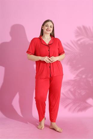 Kırmızı Renginde Önden Düğmeli Kısa Kollu Pijama Takımı