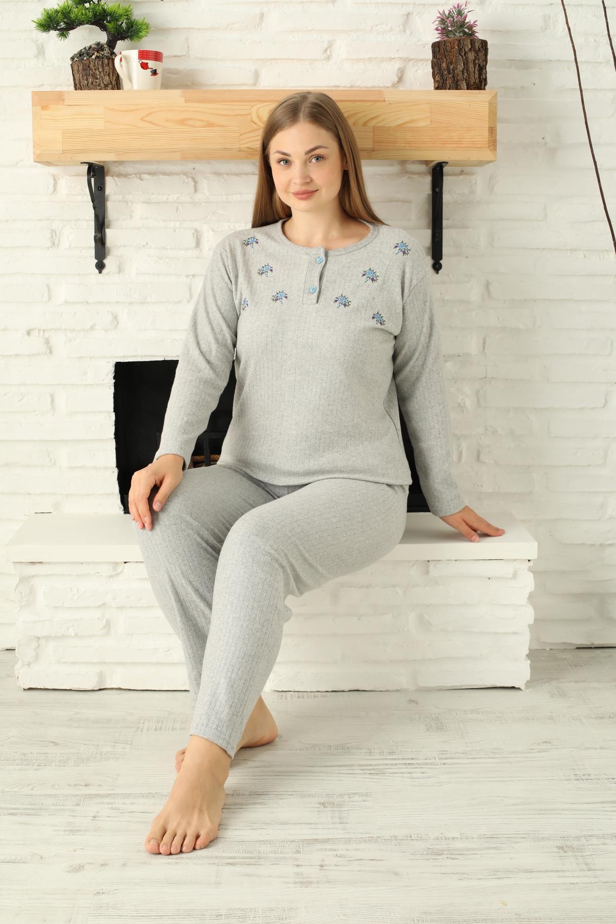 Gri Renginde Mavi Çıtır Çiçek Nakışlı Uzun Kollu Kadın Pijama Takımı
