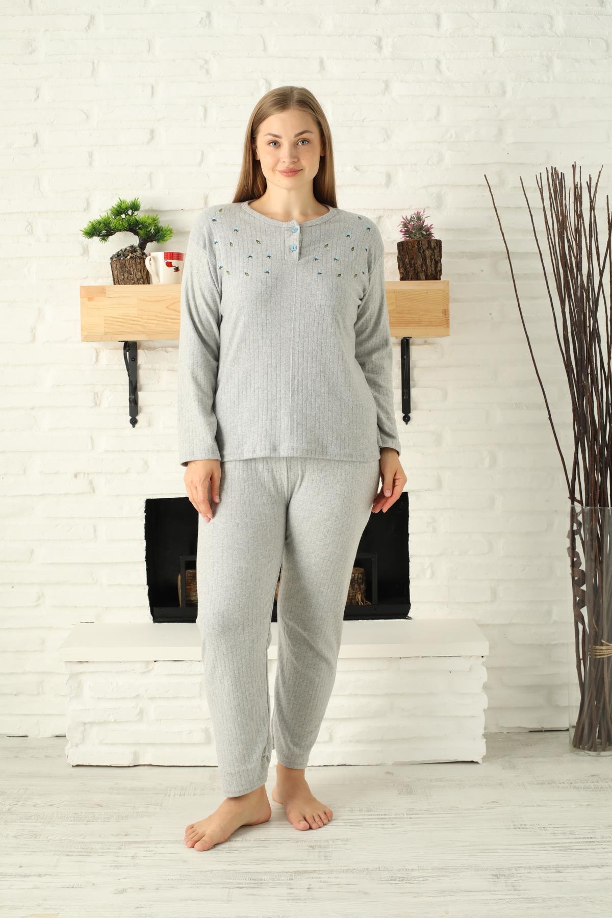 Gri Renginde Mavi Çıtır Çiçek Nakışlı Uzun Kollu Kadın Pijama Takımı