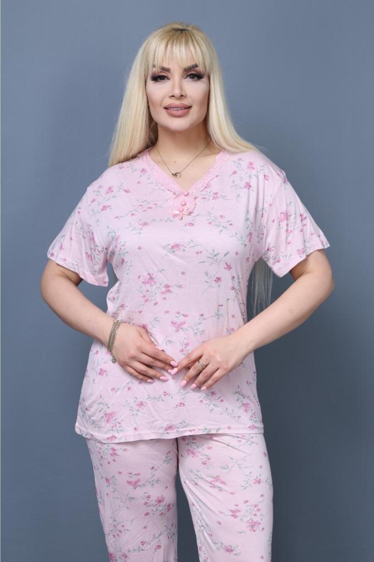 Pembe Renginde Çiçek Desenli Kısa Kollu Büyük Beden Pijama Takımı
