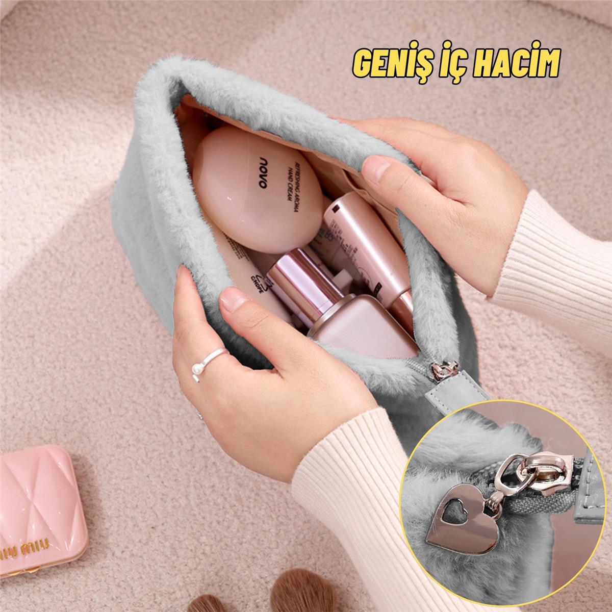 Peluş Makyaj ve Kozmetik Eşya Taşıma Çantası Geniş Hacimli Çanta Organizer