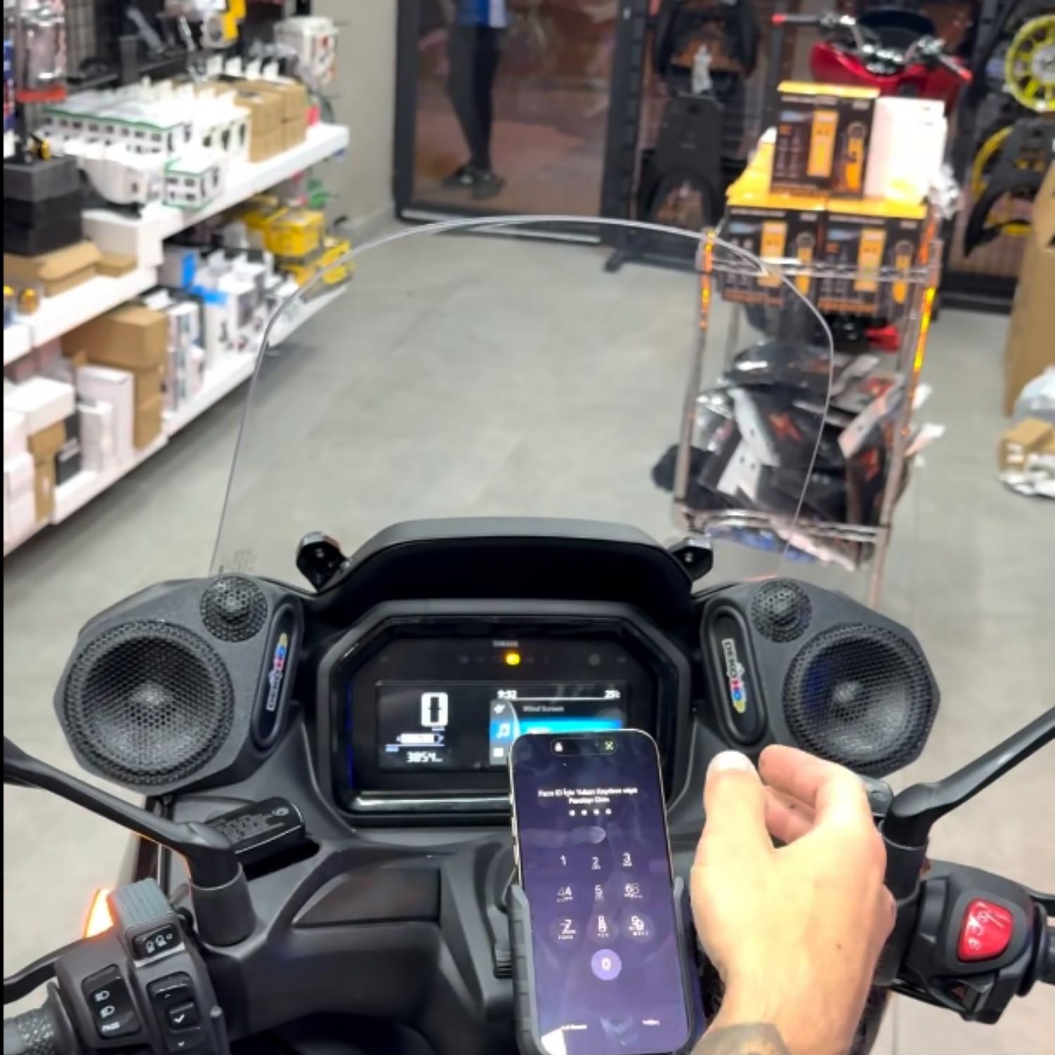 Yamaha XMAX Uyumlu Motosiklet Bluetooth Ses Hoparlör Sistemi