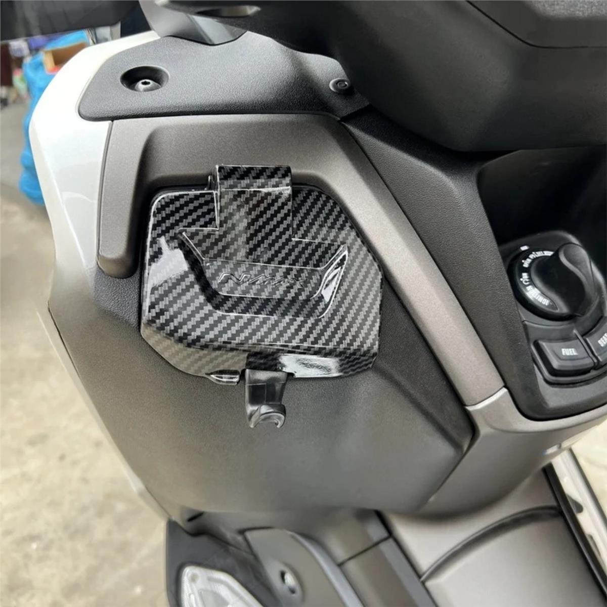 Yamaha NMAX 2025 Sele Altı Takım Kutusu Kapağı Karbon