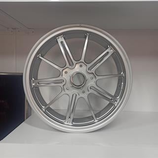 Vespa Yeni Nesil Alüminyum Alaşım Jant Ön Ve Arka 2 Li Set