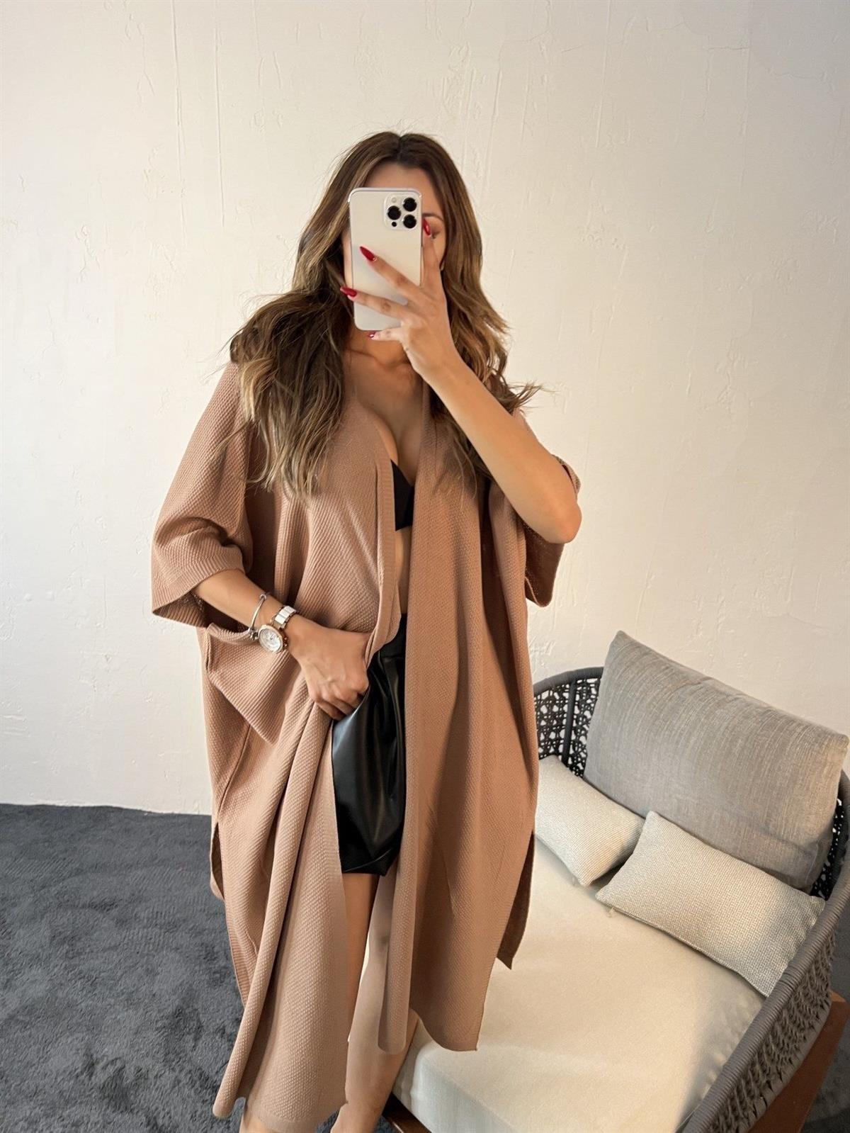 Kadın Uzun Stil Oversize Standart Beden Uzun Hırka VİZON
