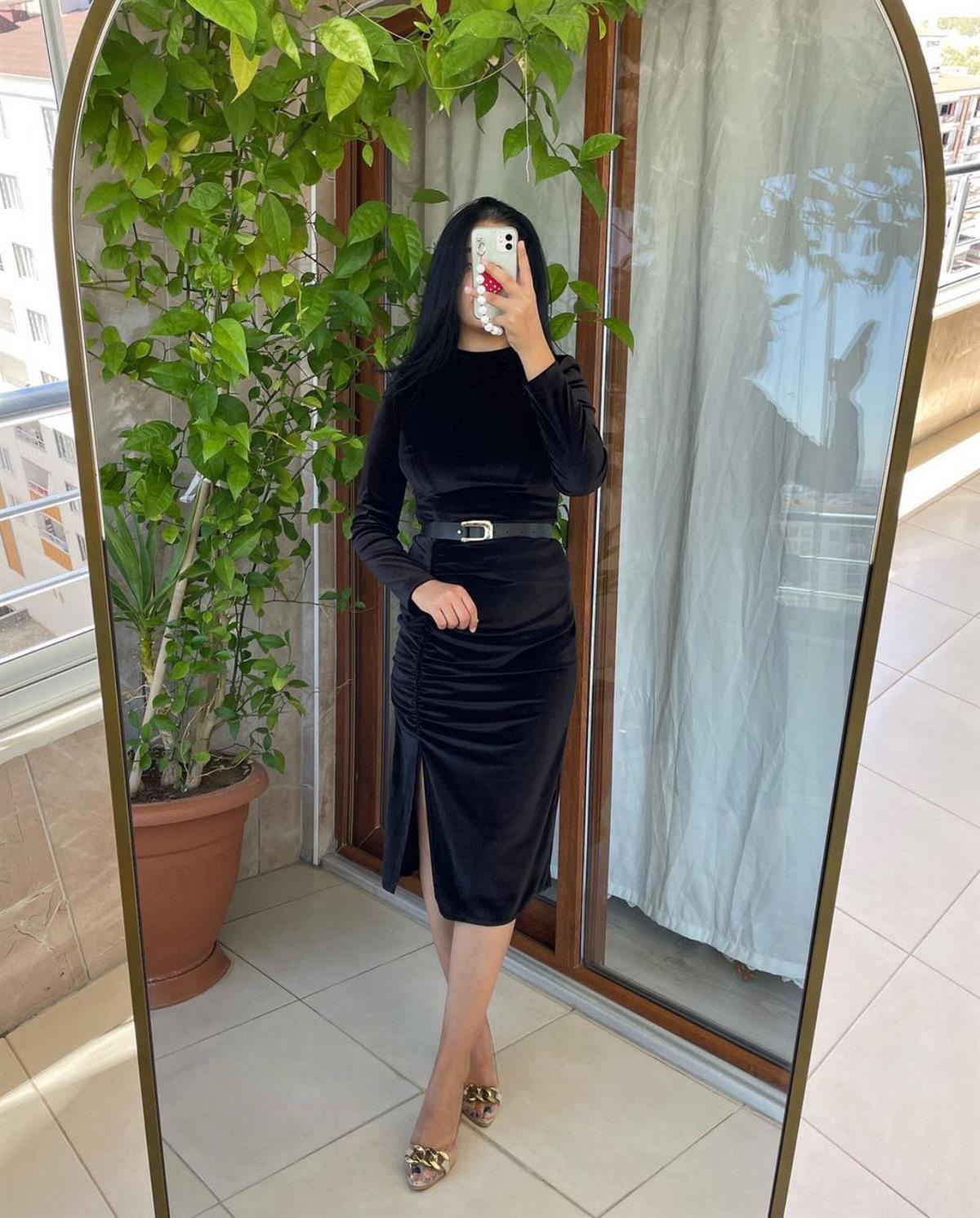 KADİFE SİYAH BÜZGÜLÜ ELBİSE
