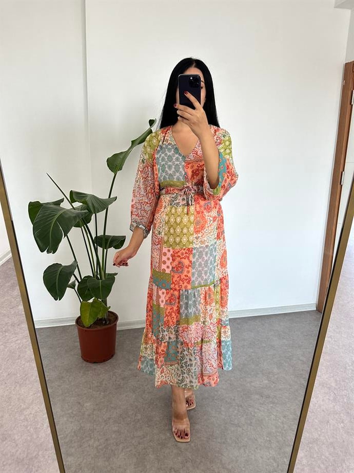 Şifon desenli elbise