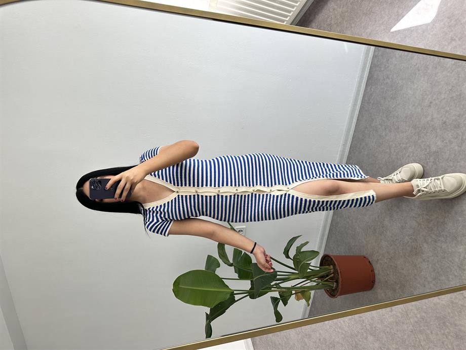 Triko çizgili elbise 