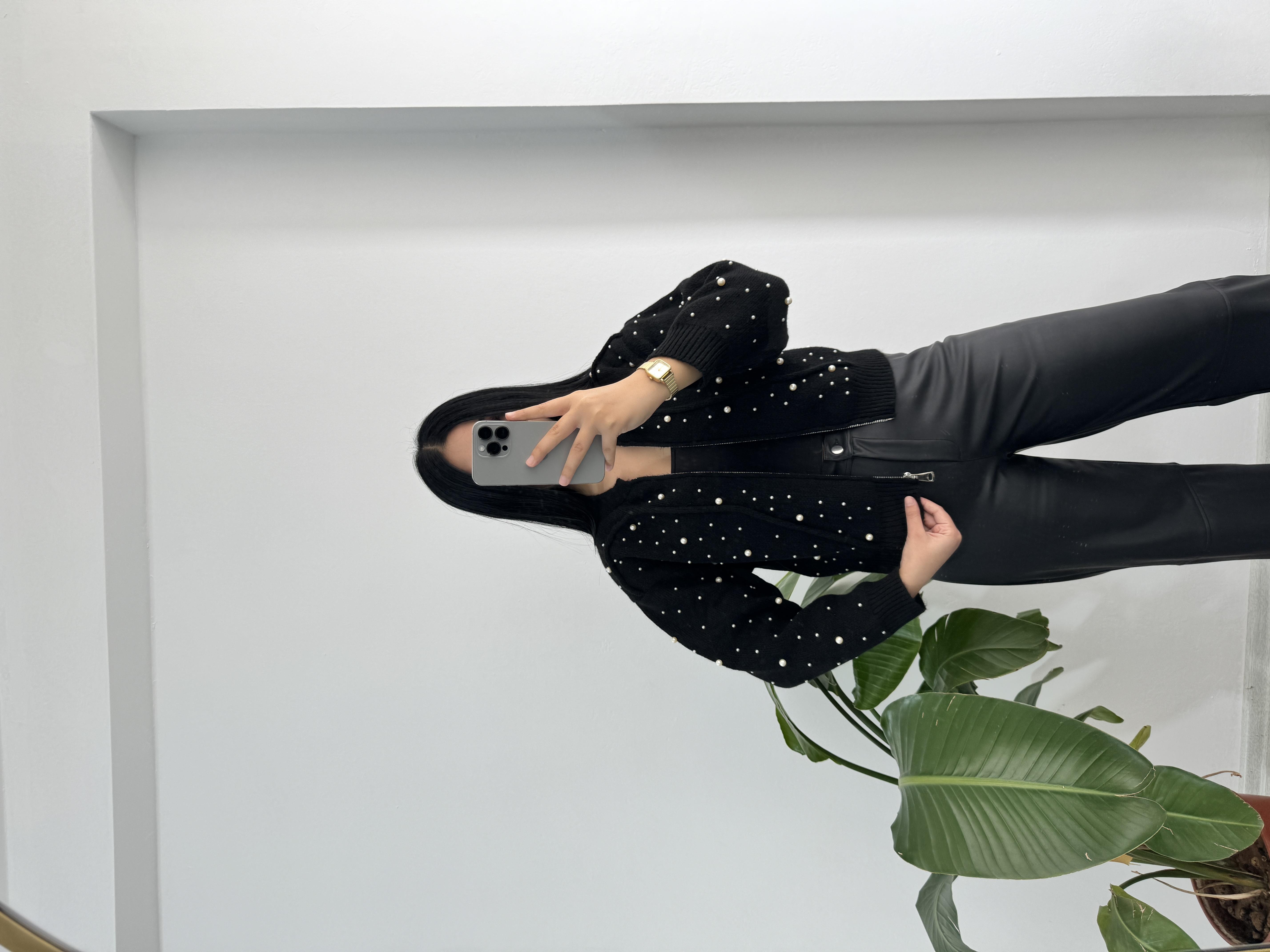 Zr marka muadili incili siyah hırka