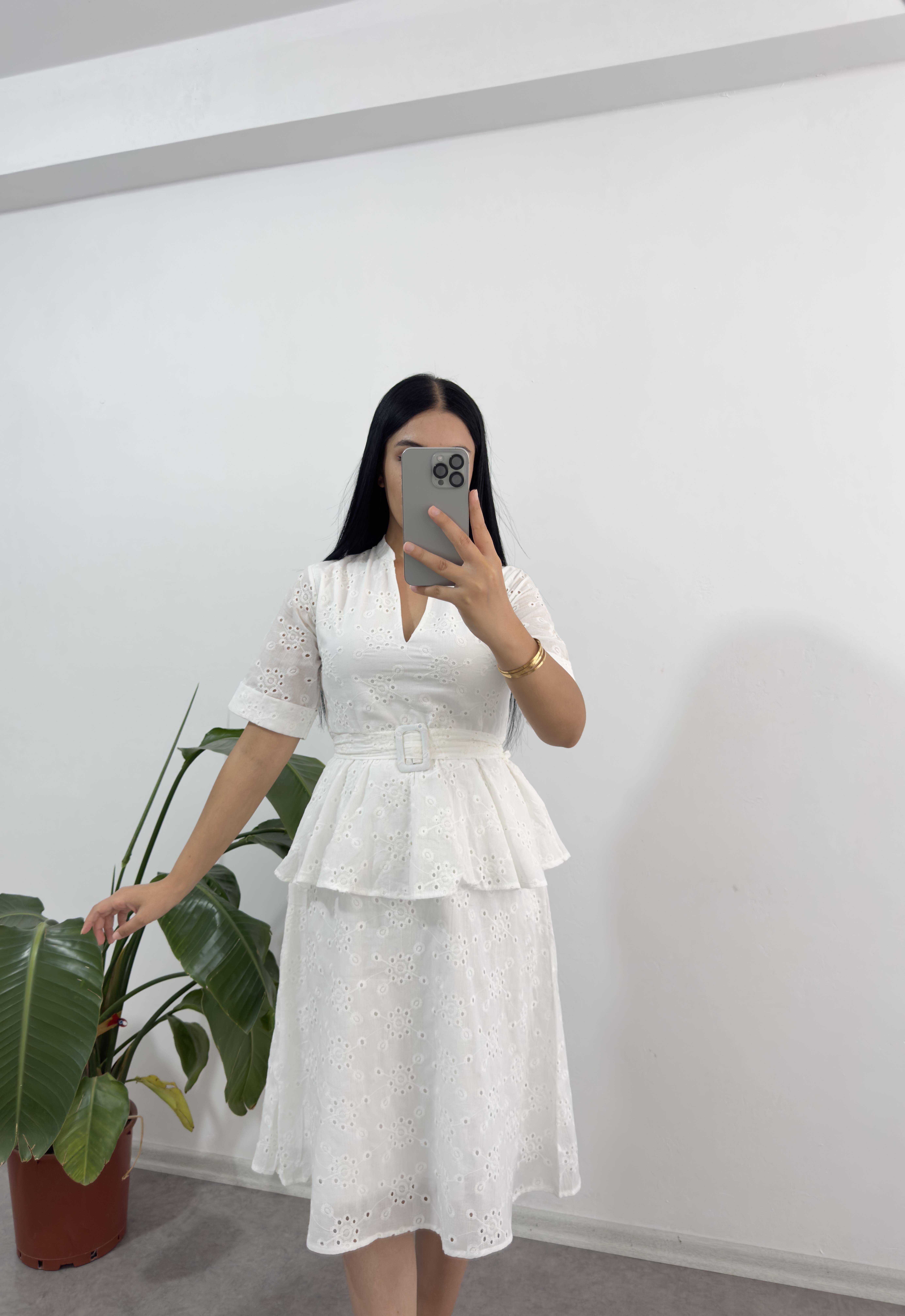 Beyaz İçi Astarlı Hakim Yaka