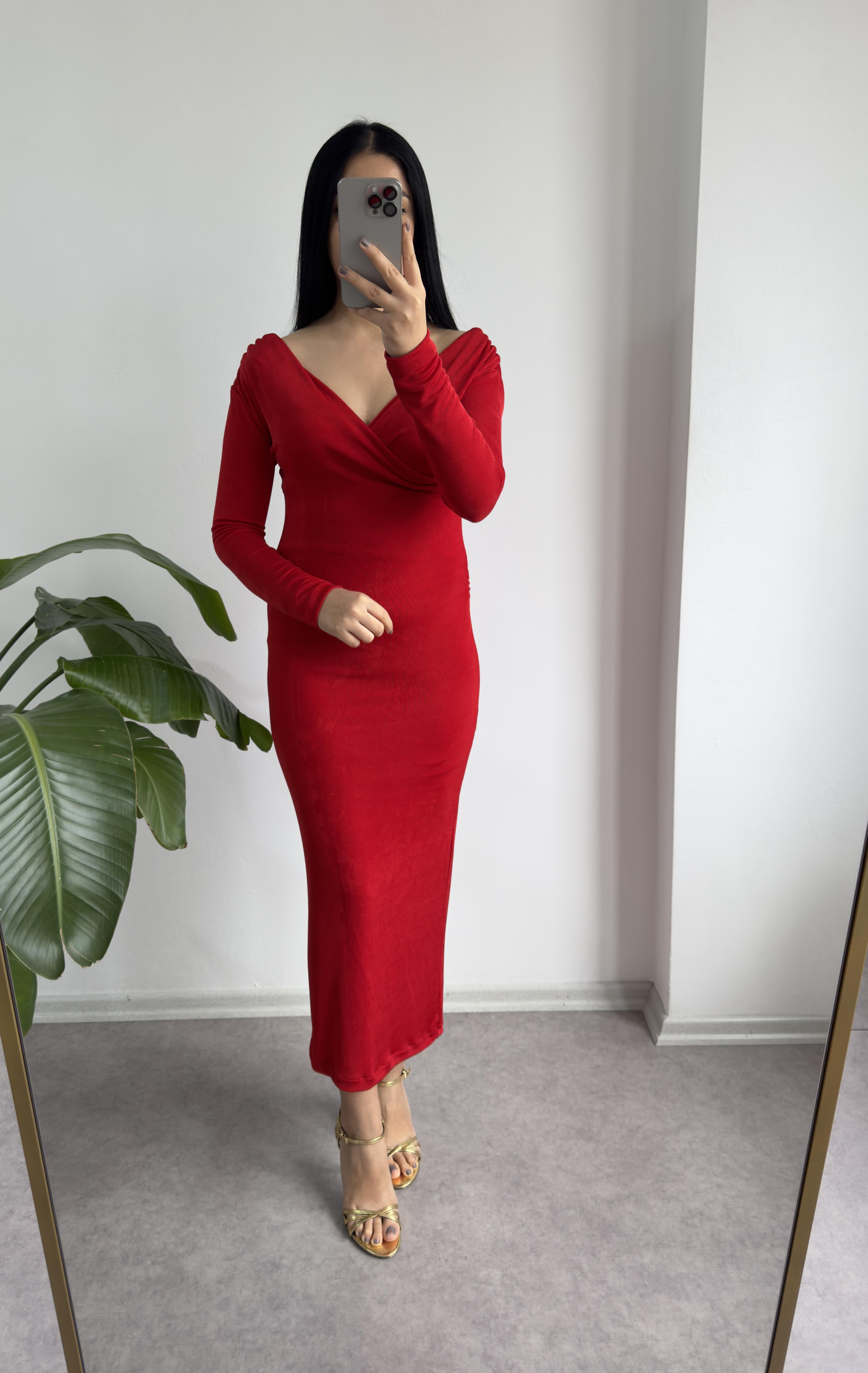 Buzy Kumaş Kırmızı Elbise