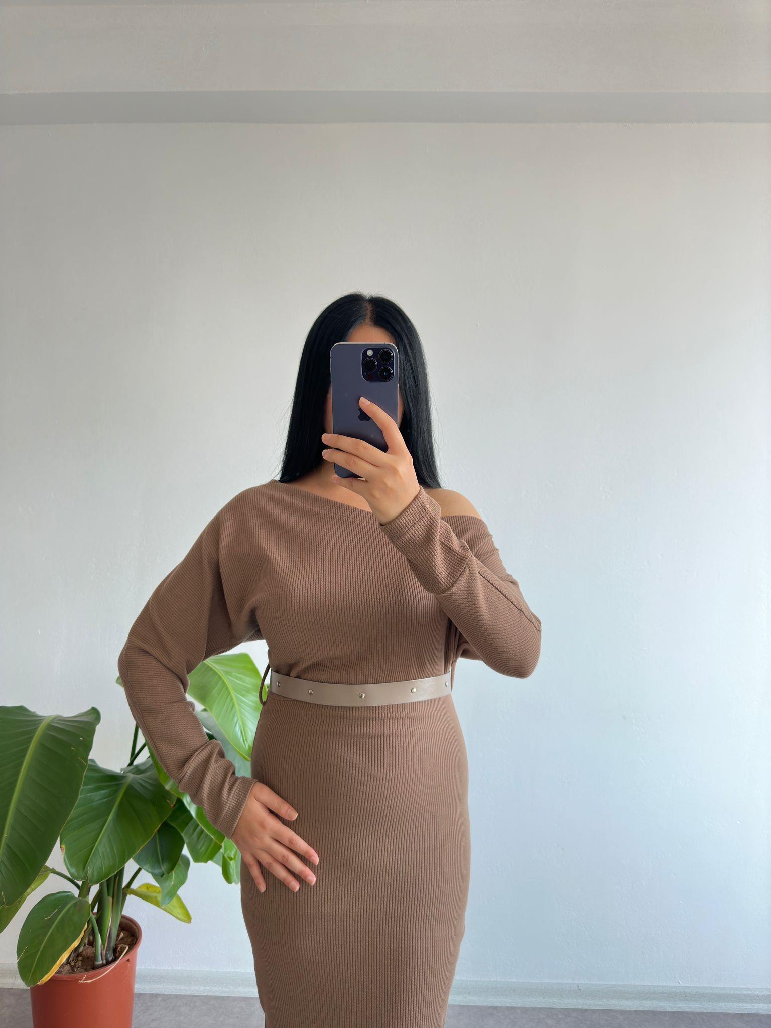 Camel kemerli elbise 